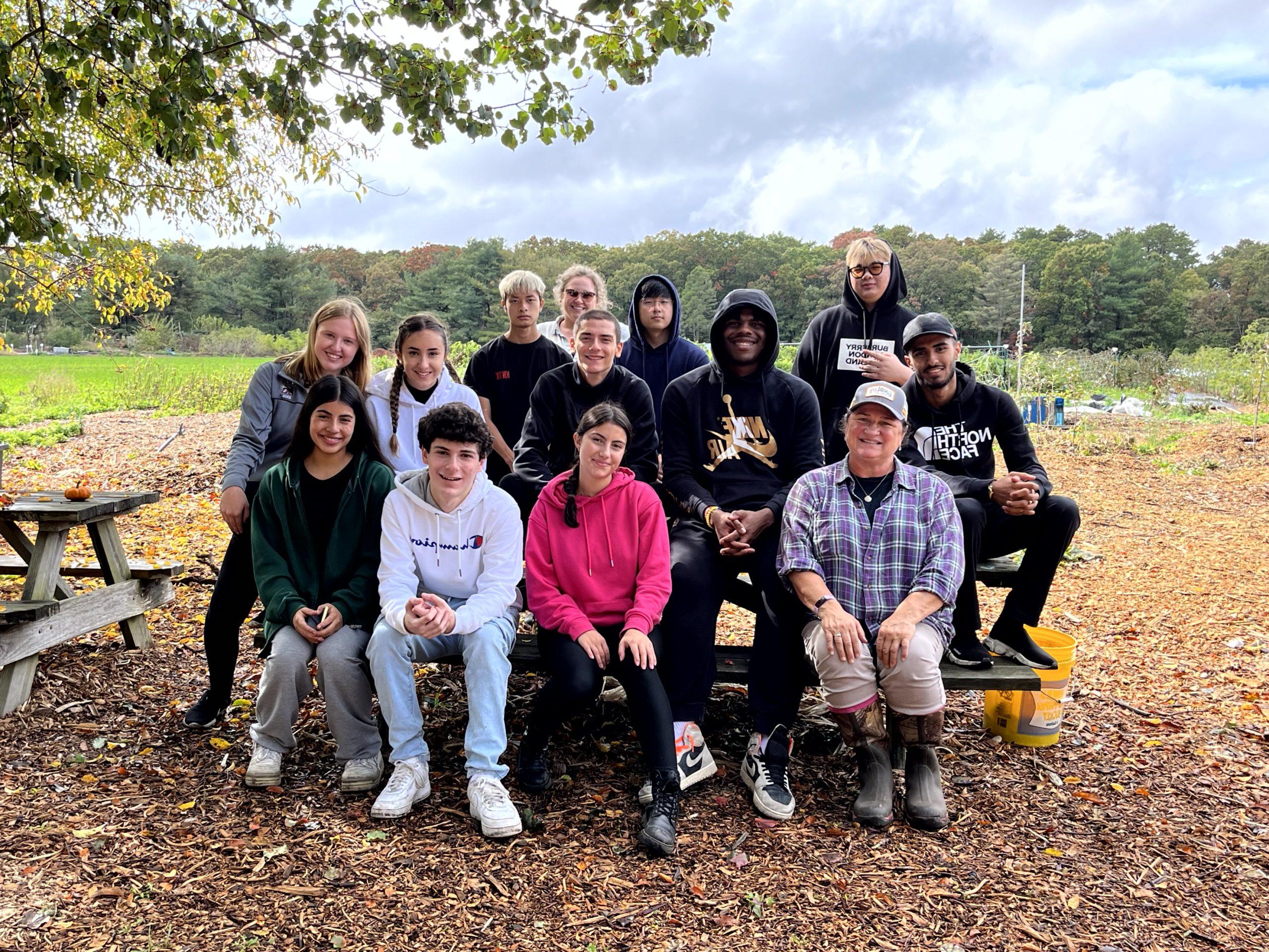 Knox Service Learning - Healthy Harvest Farm